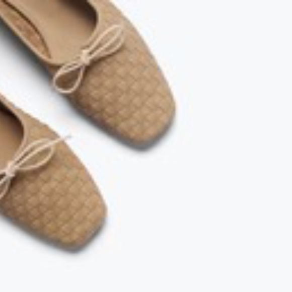 Freda Salvador Jada Square Toe Ballet Flats in Latte Closed Woven Calf Size 8 - Picture 3 of 11